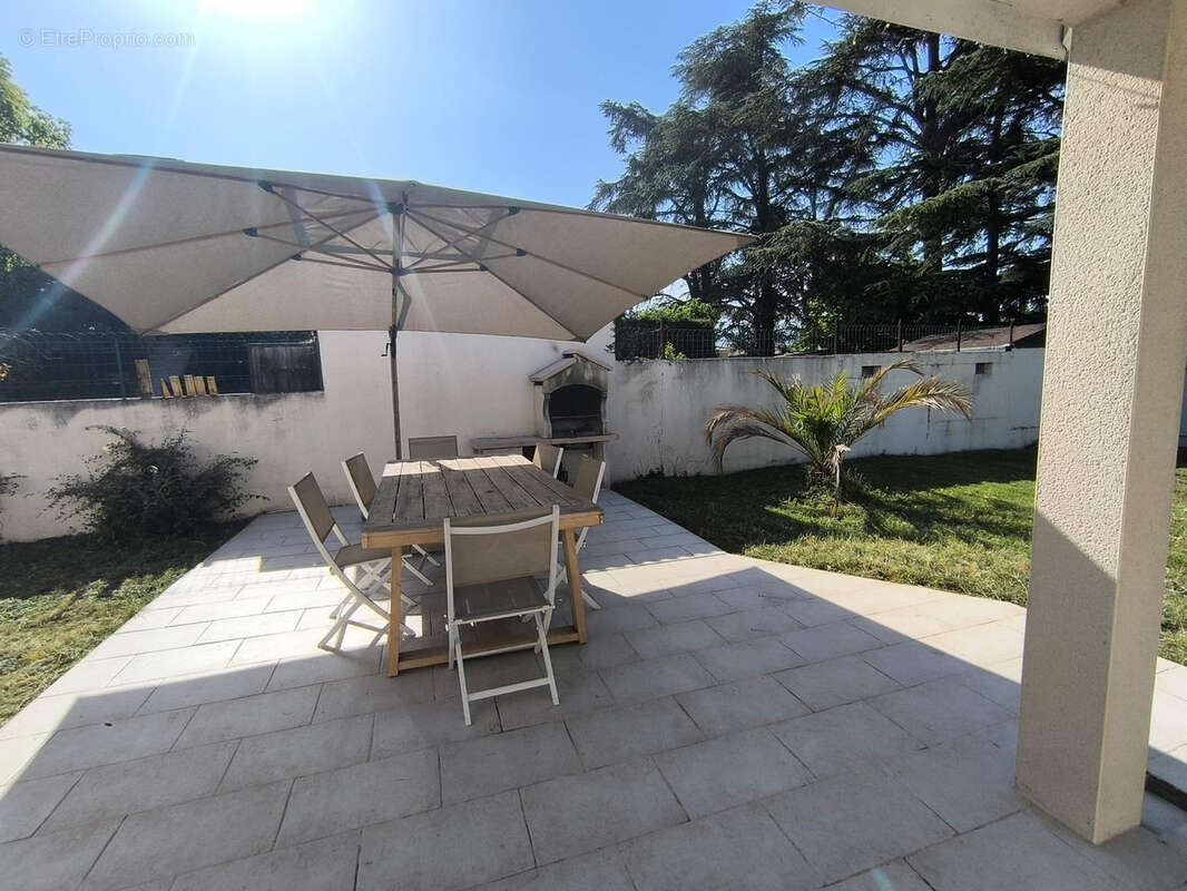 Maison à SAINT-MAURICE-L'EXIL