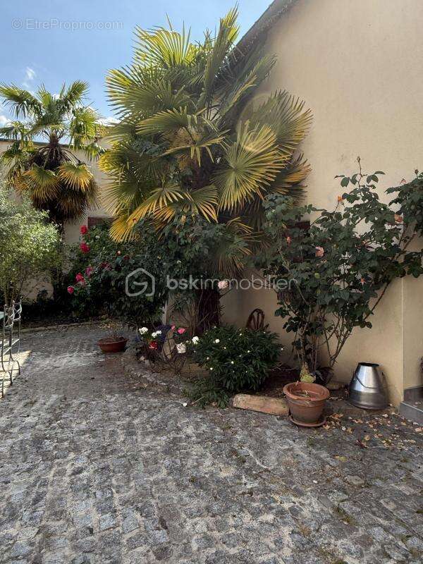 Maison à GRISY-LES-PLATRES