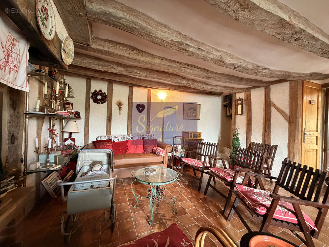 Maison à SURFONDS