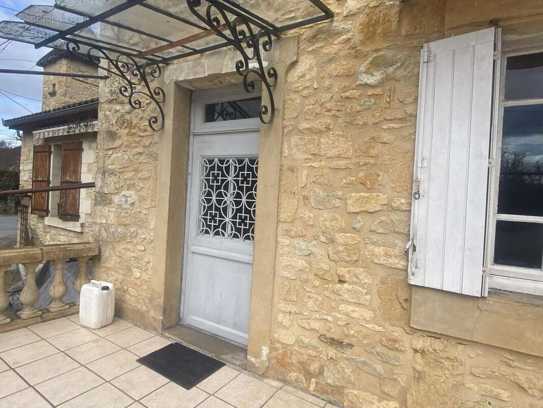 Maison ancienne avec terrasse - photo 2