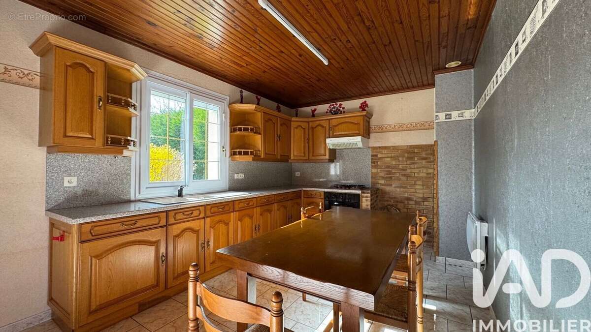 Maison 119 m² à Chatres  - photo 2