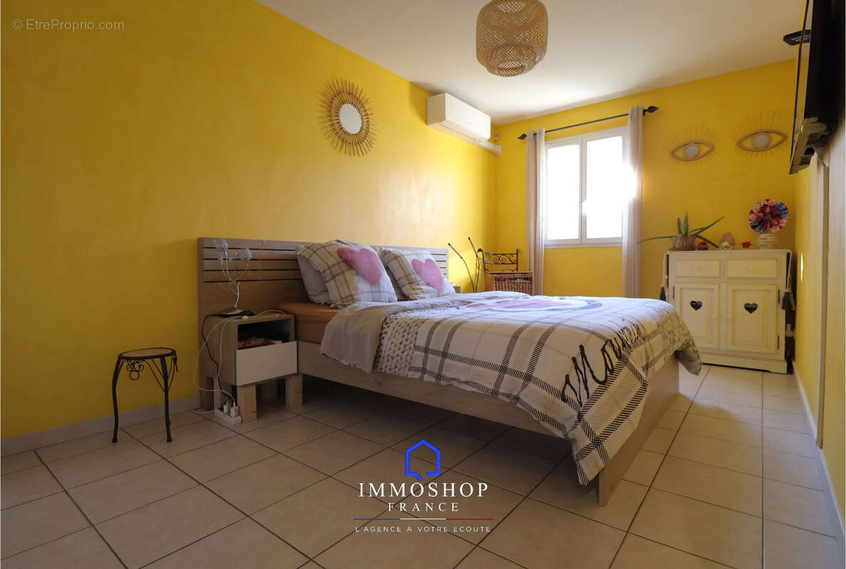 T3 duplex 72m2 13013 - photo 7