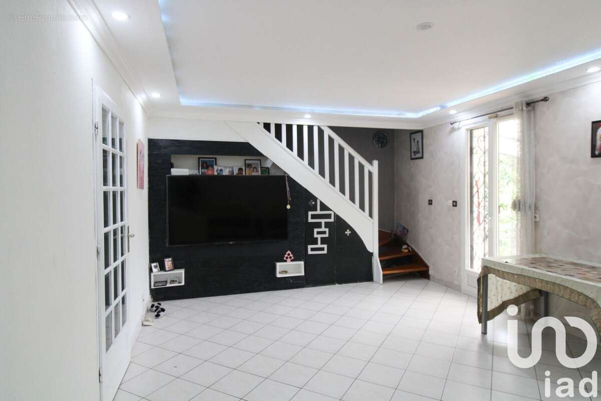 Photo 2 - Maison à GOUSSAINVILLE