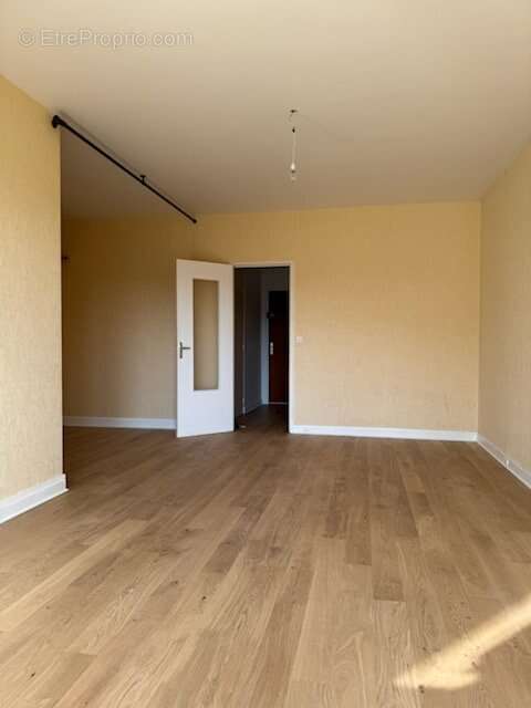 Appartement à COMPIEGNE