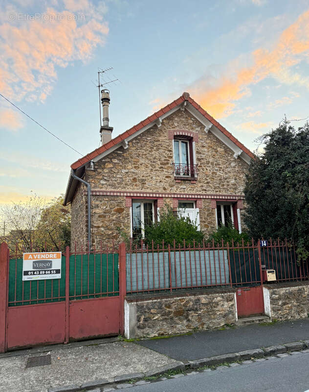 Maison à VILLENEUVE-SAINT-GEORGES