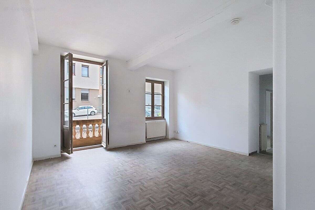 Appartement à L&#039;ARBRESLE