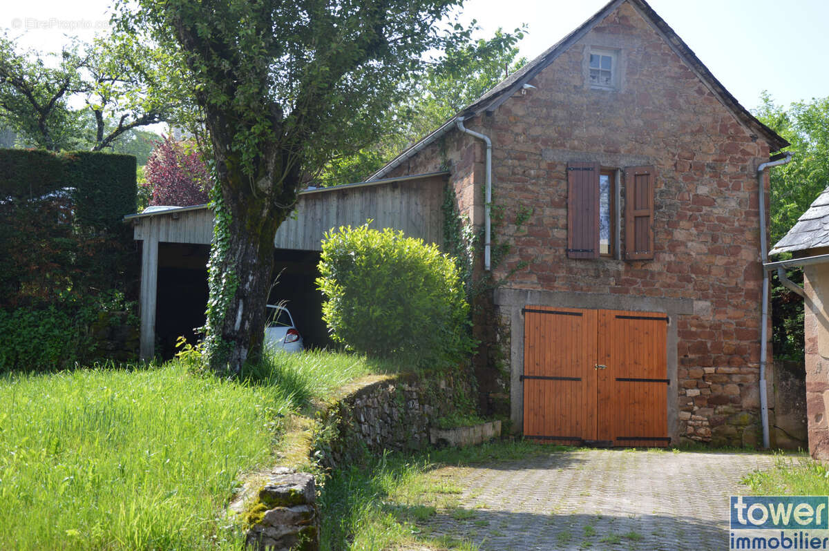 Maison à LASSOUTS