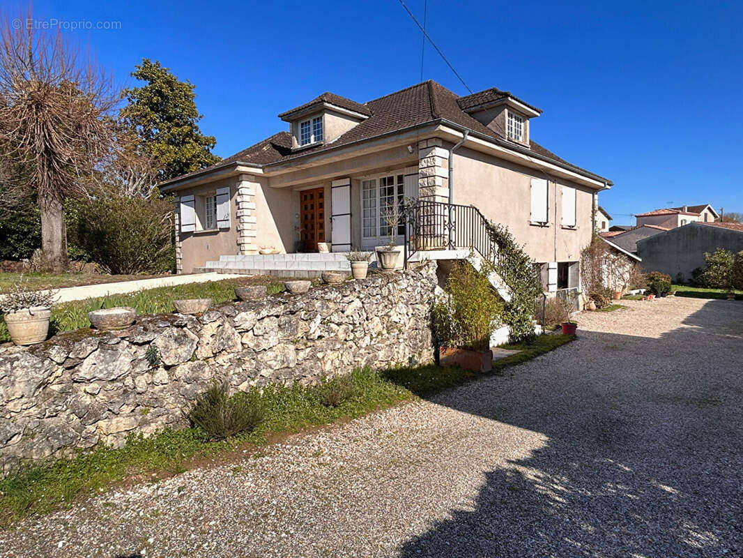 Maison à VILLENEUVE-SUR-LOT