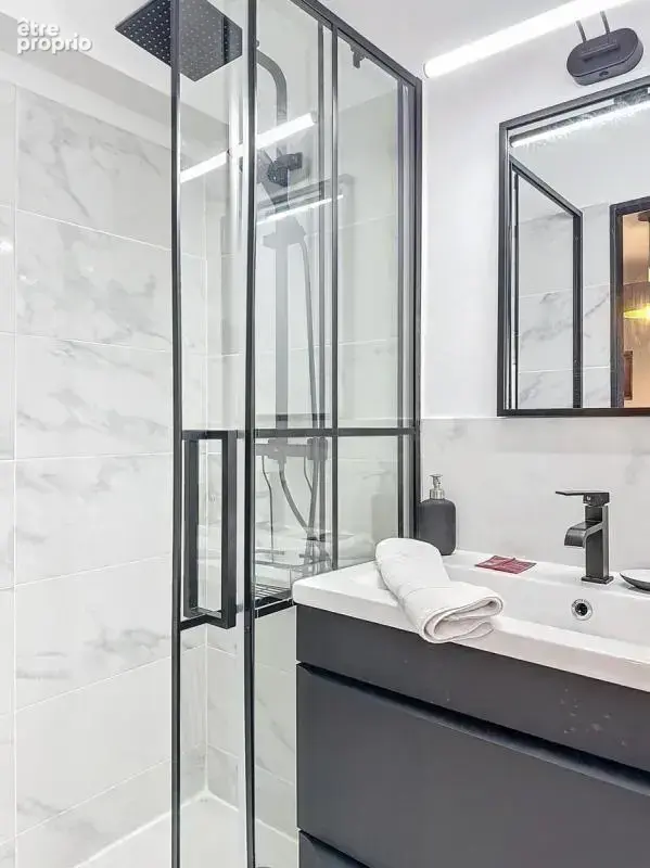 Exclusivité Intra-muros T3 78m² - terrasse 21m², ascenseur - photo 11