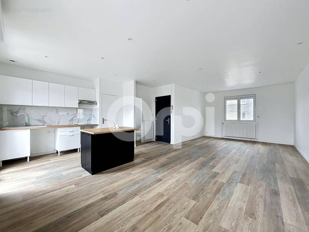 Appartement à BRIVE-LA-GAILLARDE