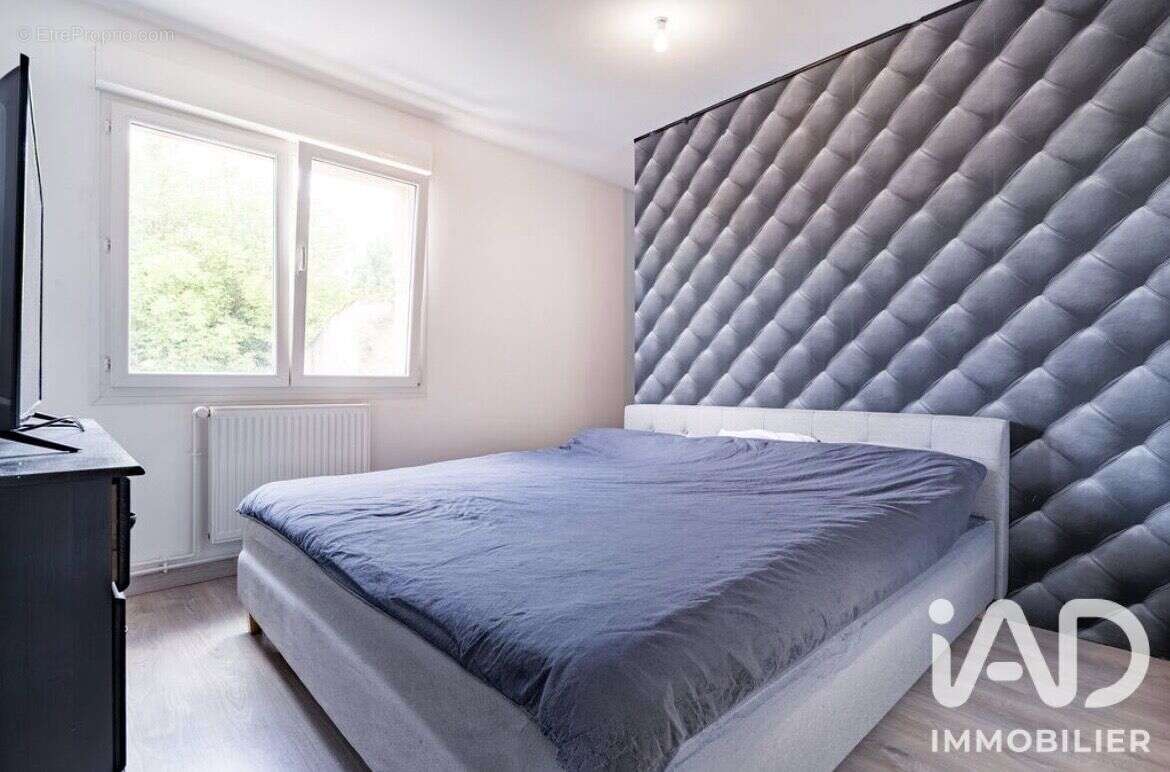 Maison 110 m² à Luppy  - photo 7
