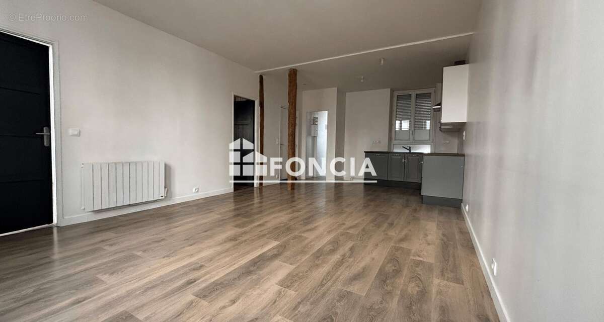 Appartement à FONTAINEBLEAU
