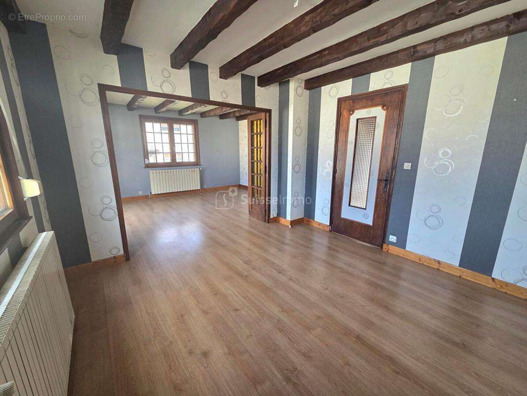 Maison 6 pieces 112m² sur terrain de 4.5 ares 225000 euros - photo 4