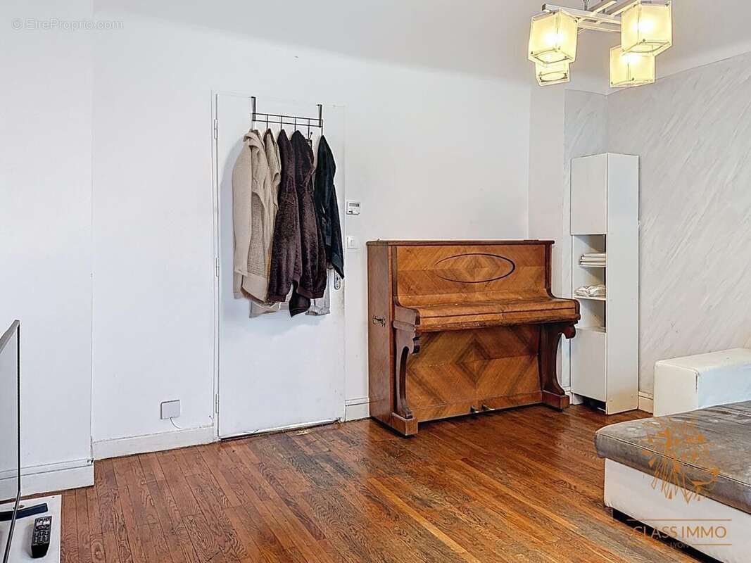 Photo 4 - Appartement à VILLEURBANNE