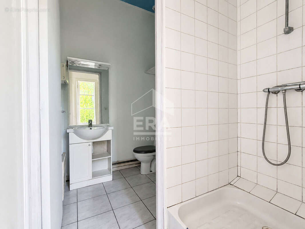 Immeuble 170m² à cognac - photo 9