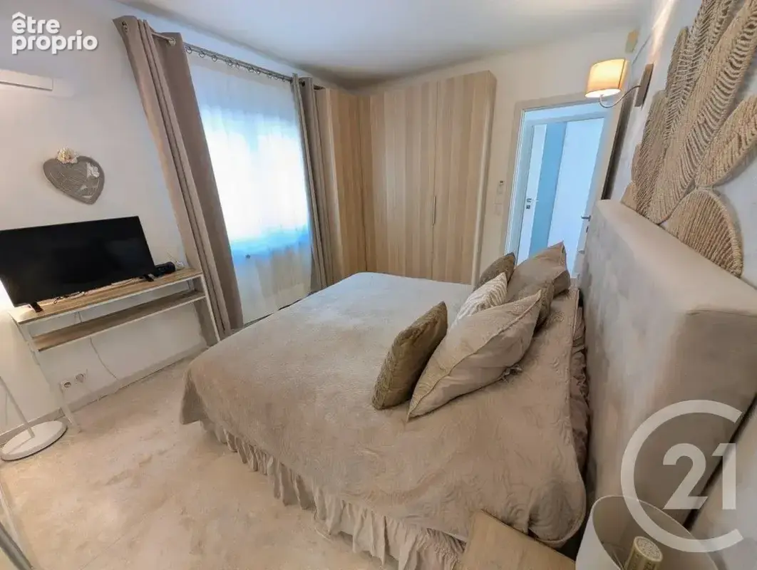 Maison 9 pièces 214 m² à vendre à Roquefort-Les-Pins (06330) - photo 9