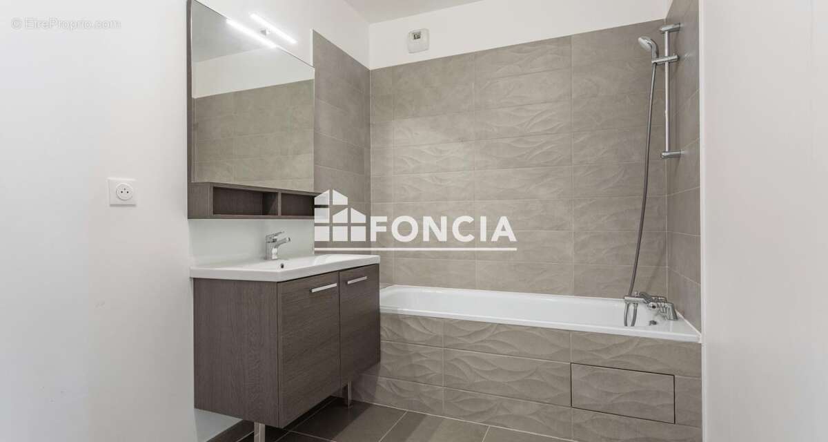 Appartement à FONTENAY-AUX-ROSES