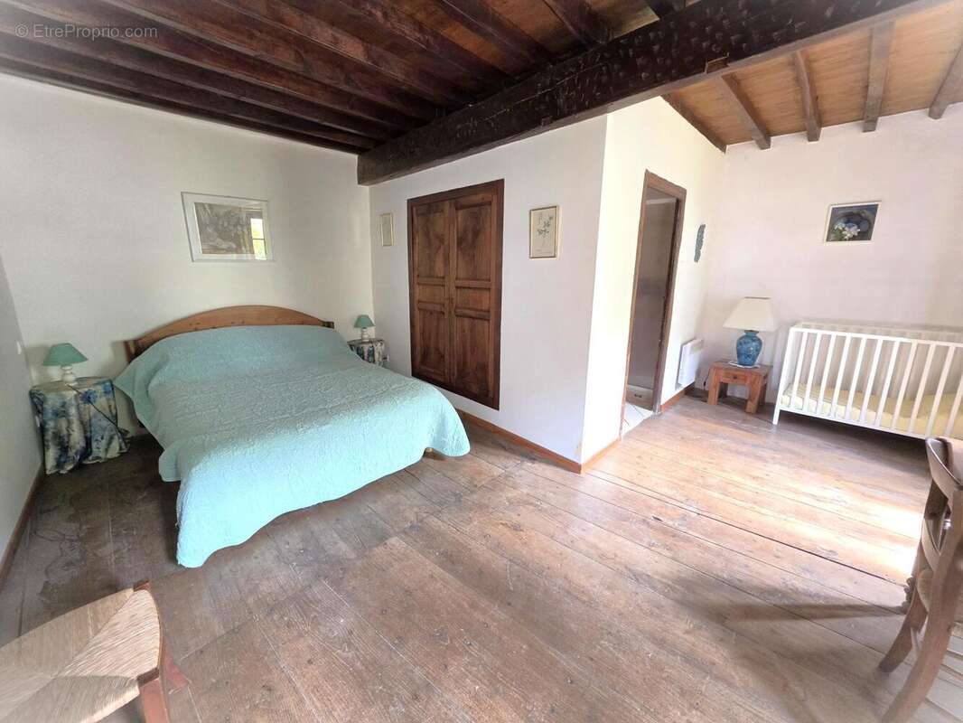 Maison 146 m² à Serres-Sur-Arget  - photo 5