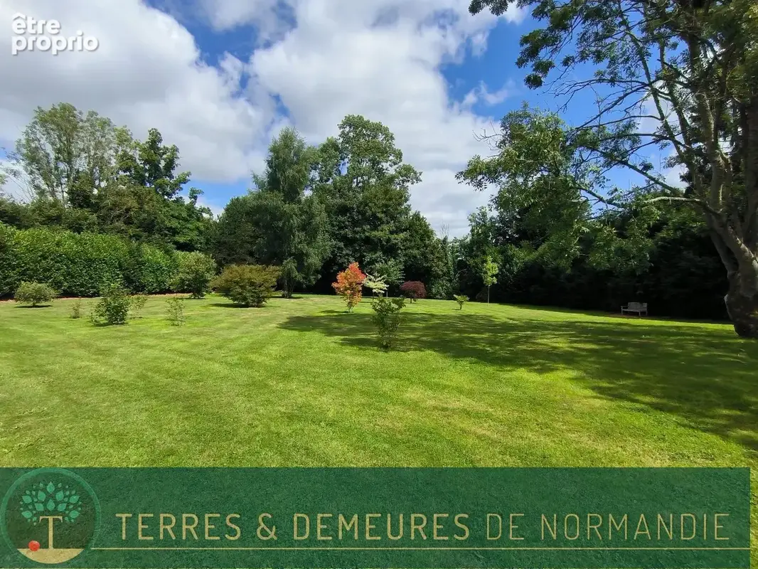 Superbe ensemble Normand sur un parc de plus de 10 000 m² - photo 4