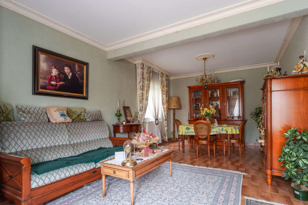 Maison à JOUE-LES-TOURS