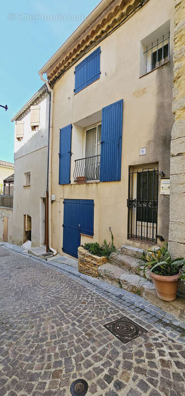Appartement à LA CADIERE-D'AZUR