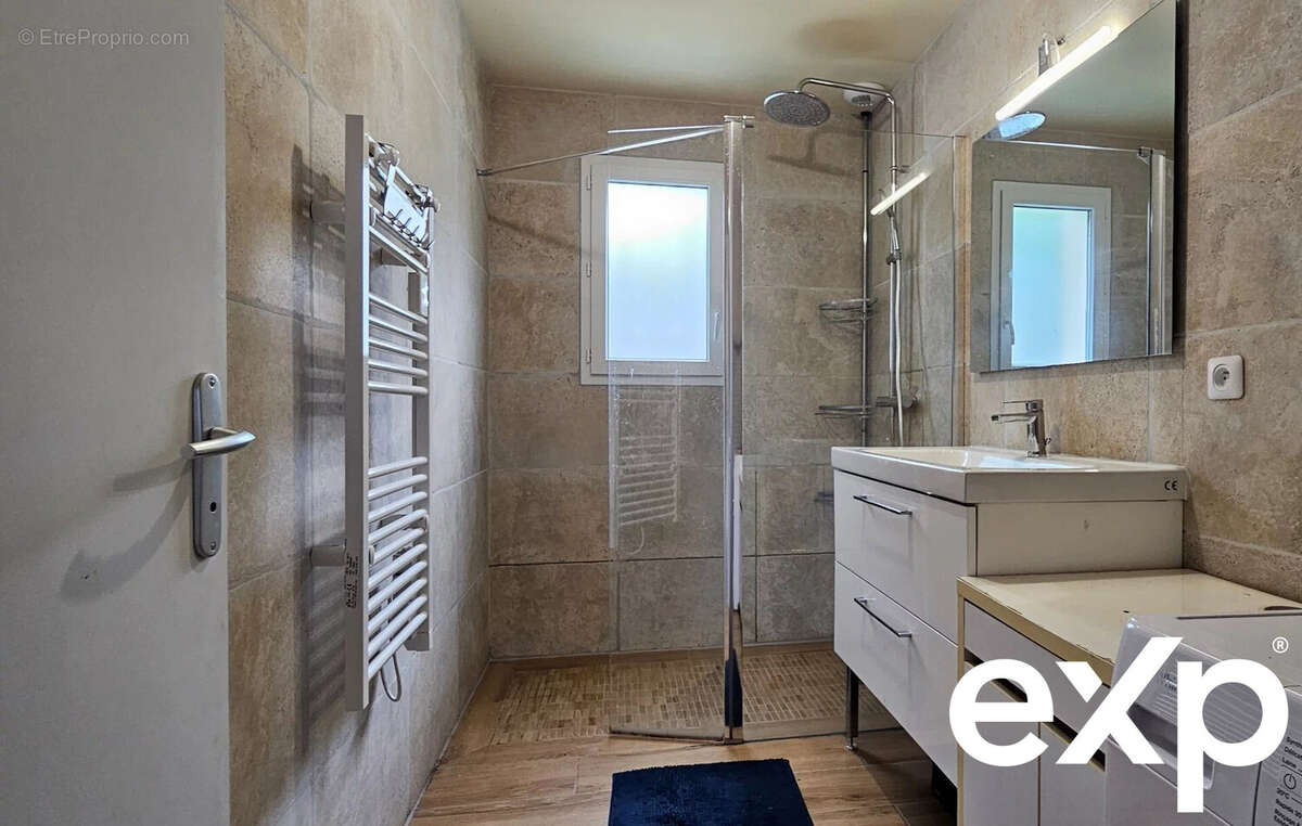 Maison à SAINT-SEURIN-SUR-L'ISLE