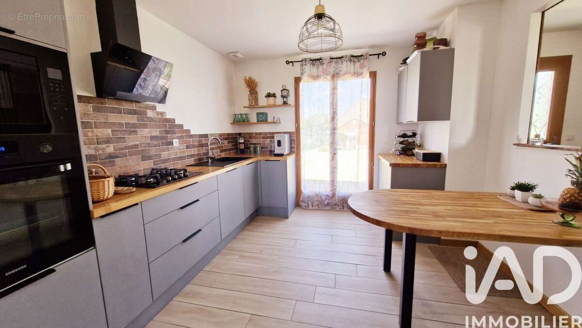 Maison 128 m² à Ermenonville-La-Petite  - photo 4