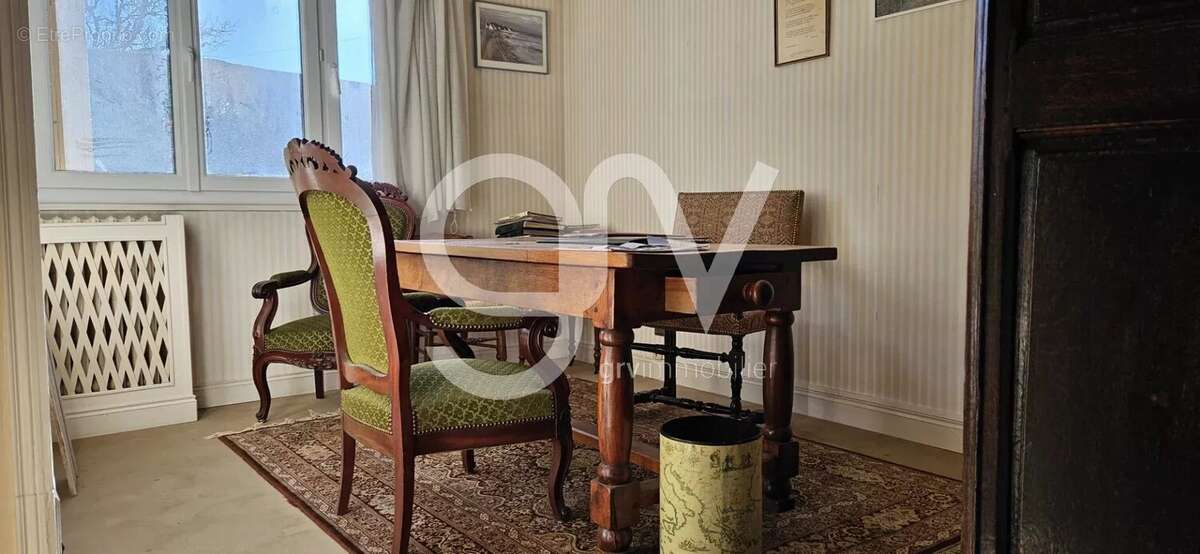 Maison à ARPAJON-SUR-CERE