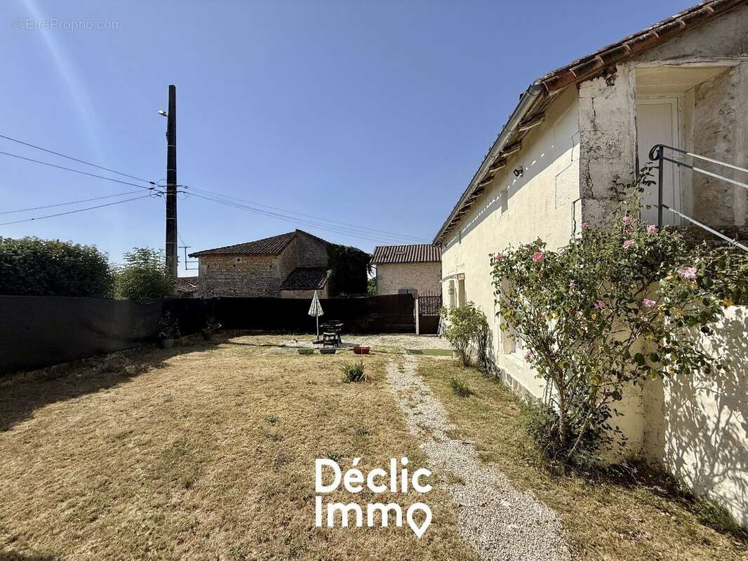 Maison à CIVRAY