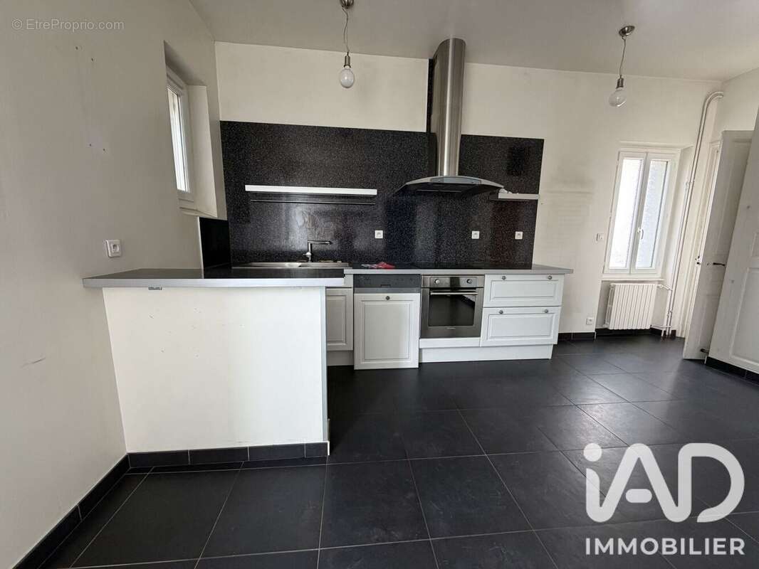 Maison 165 m² à Montlucon  - photo 7