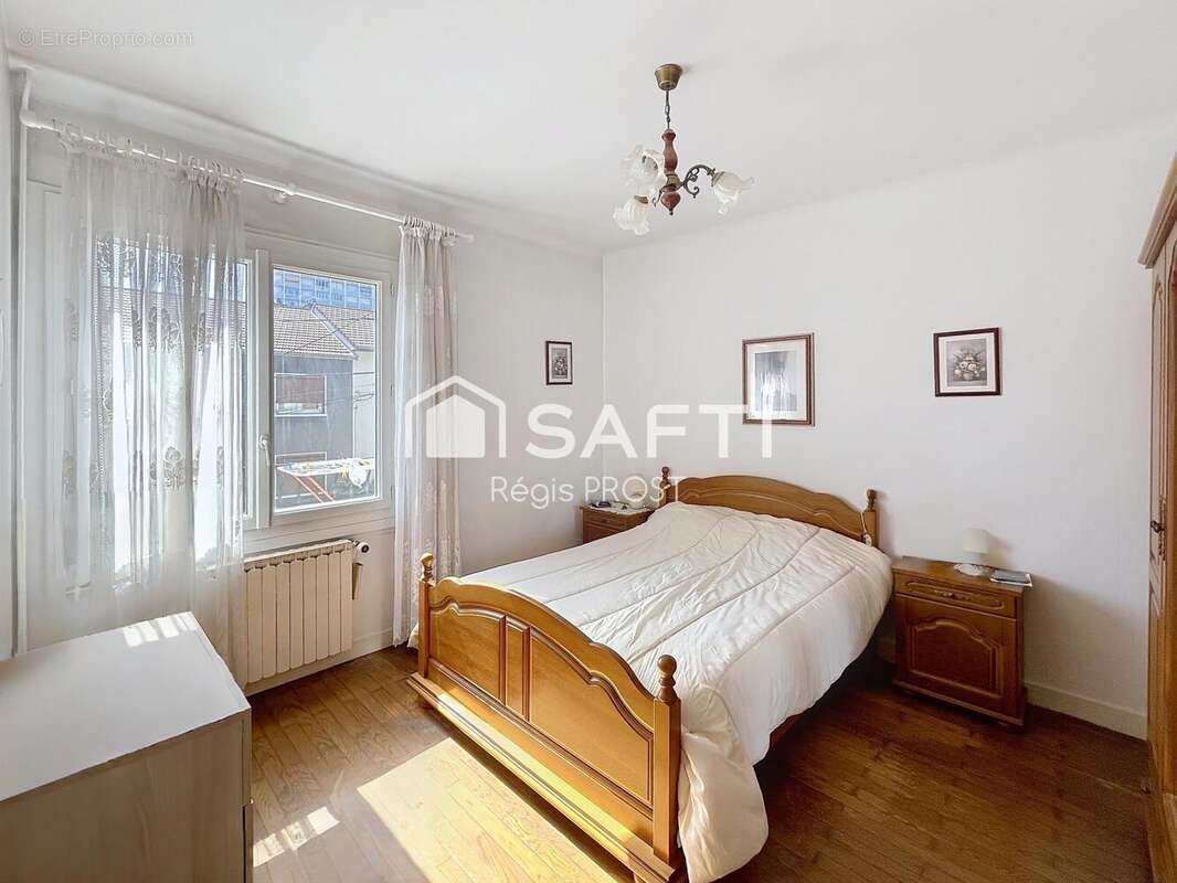 Photo 2 - Appartement à SAINT-ETIENNE