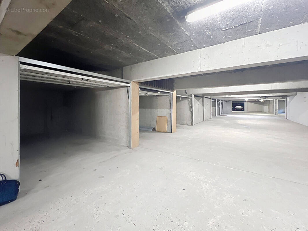 Parking à CAEN