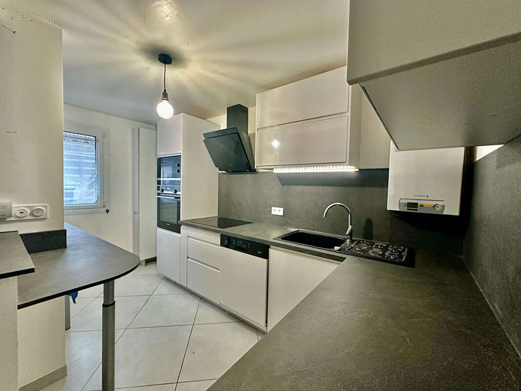 Maison à SAINT-FARGEAU-PONTHIERRY