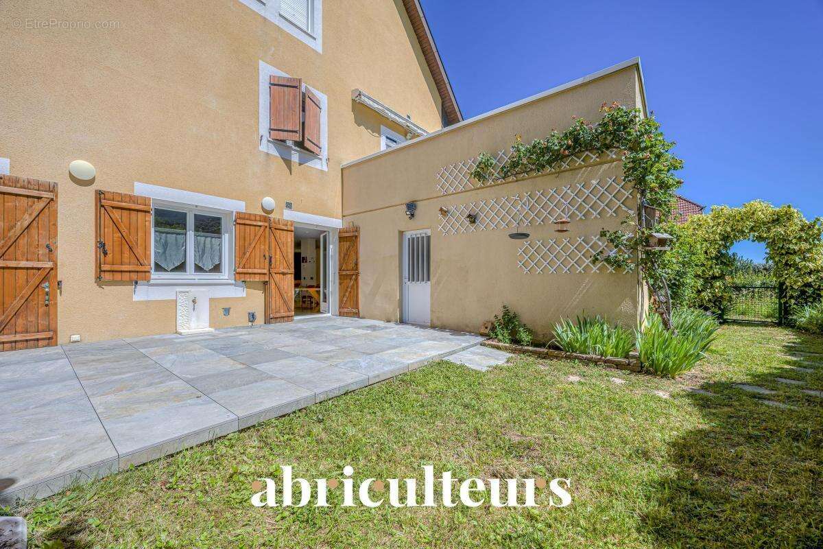 Appartement de plain-pied avec un séjour spacieux en vente à Vieugy - proximité de Annecy (74600) - photo 15