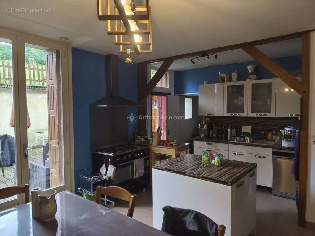 Maison à COURDEMANCHE