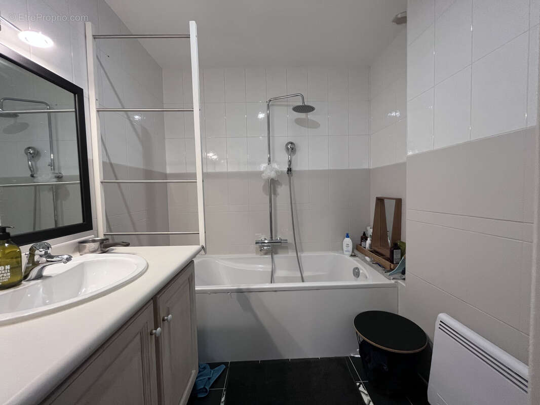 Une maison de caractère avec plus de 80 m2 de combles à transformer selon vos envies - photo 12