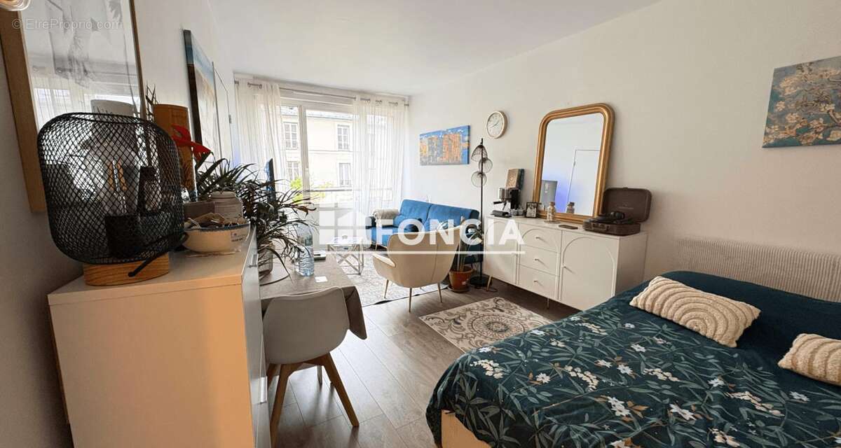 Appartement à PARIS-19E