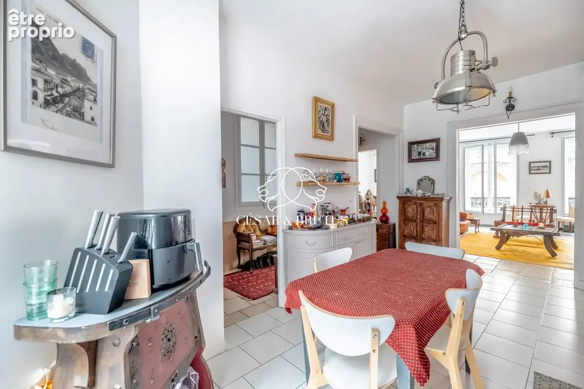 Appartement 4 pièces 112 m² à vendre à Paris-8e (75008) - photo 9