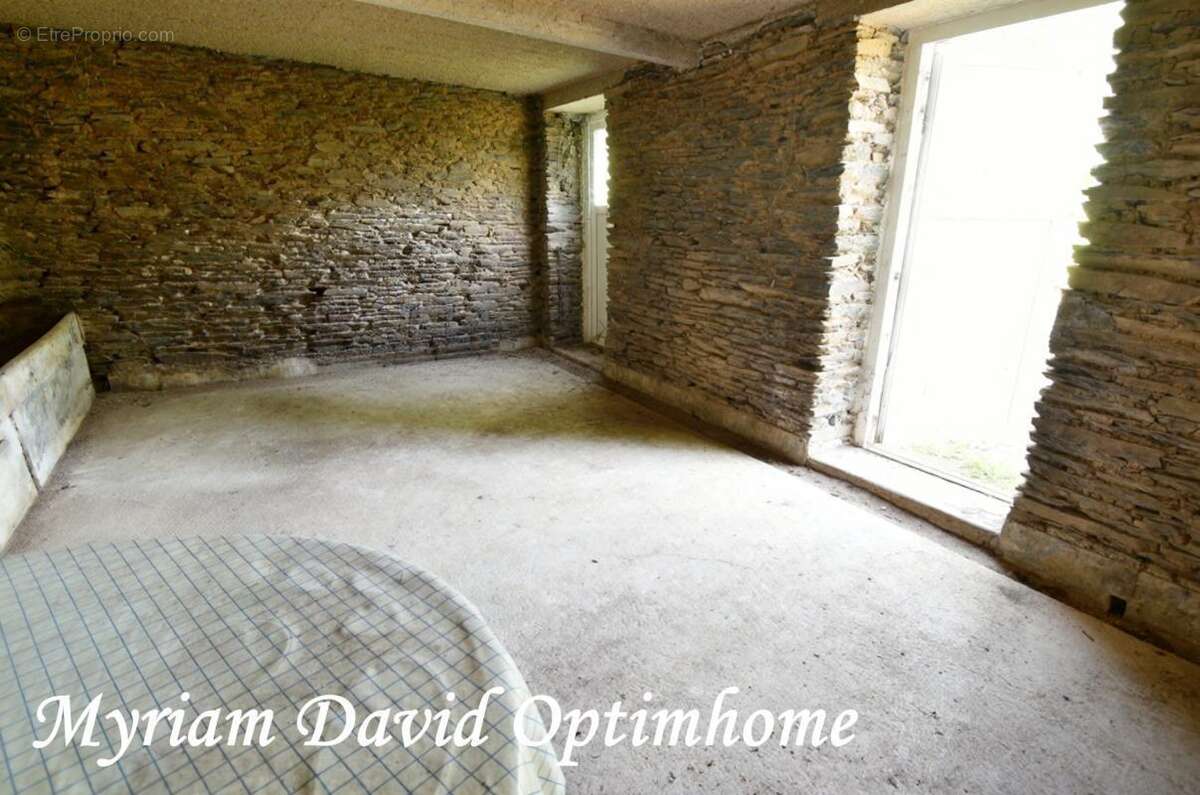 Charmante maison ancienne à rénover proche Bon-Repos (22) - photo 31