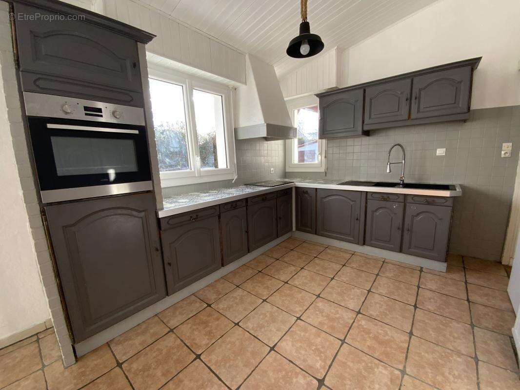 Maison à SAINTE-FOY