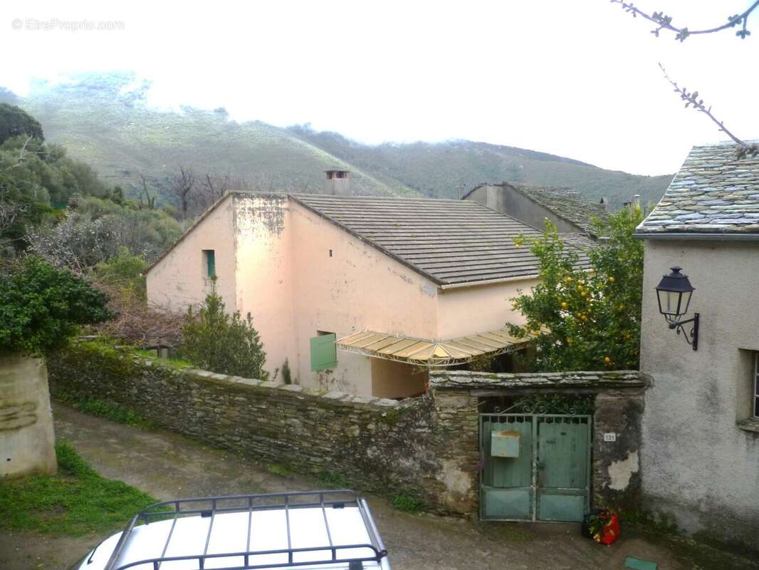 Maison 69 m² à Olcani  - photo 4