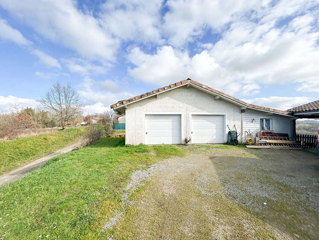 Maison à GRENADE-SUR-L&#039;ADOUR