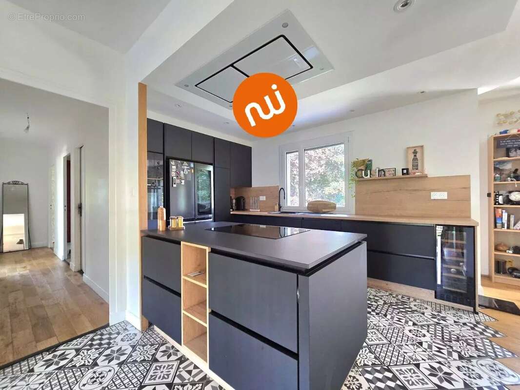 Maison 5 chambres 150m² avec garage et piscine - photo 6