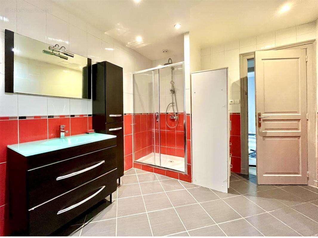 Maison à VILLENEUVE-SAINT-GERMAIN