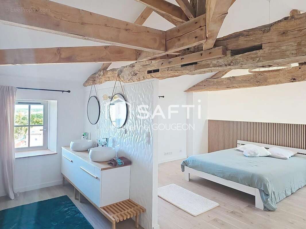 Maison 180 m² à Soyaux  - photo 3