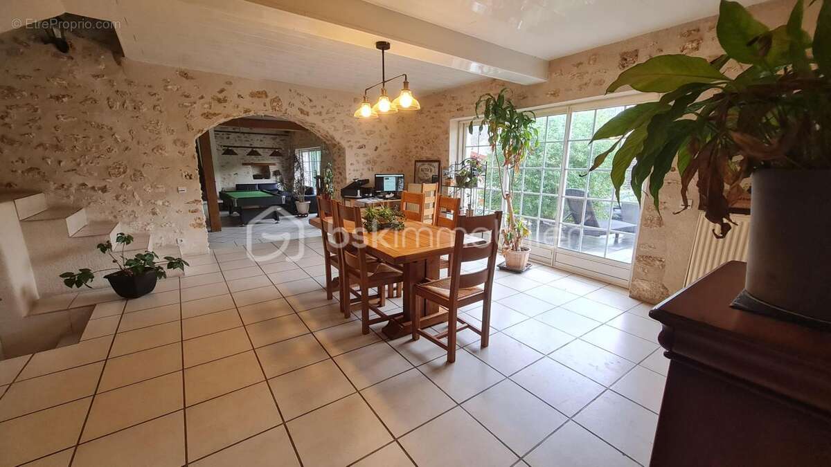 Maison à EVERLY