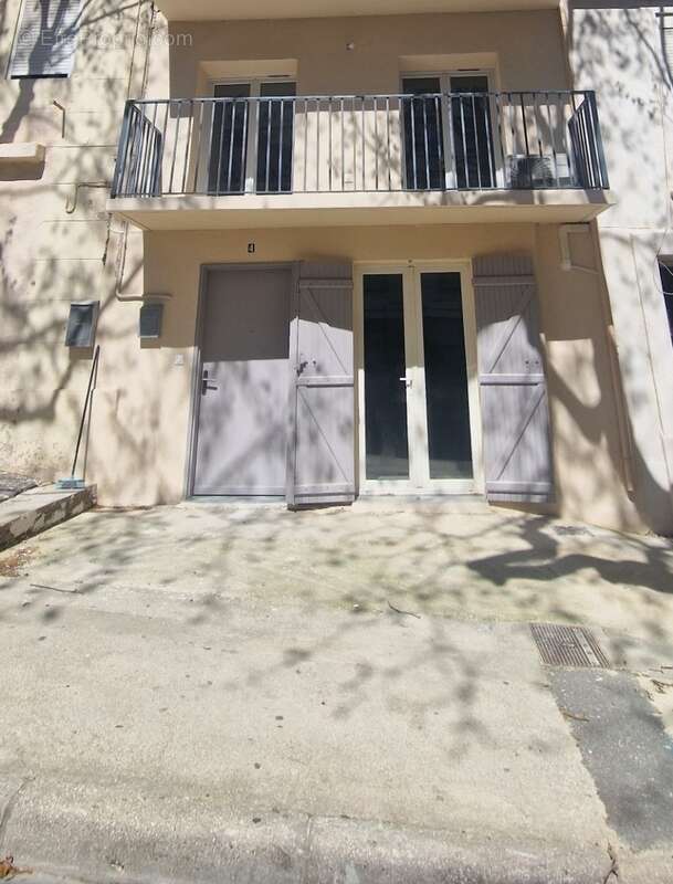 Appartement à PORT-DE-BOUC