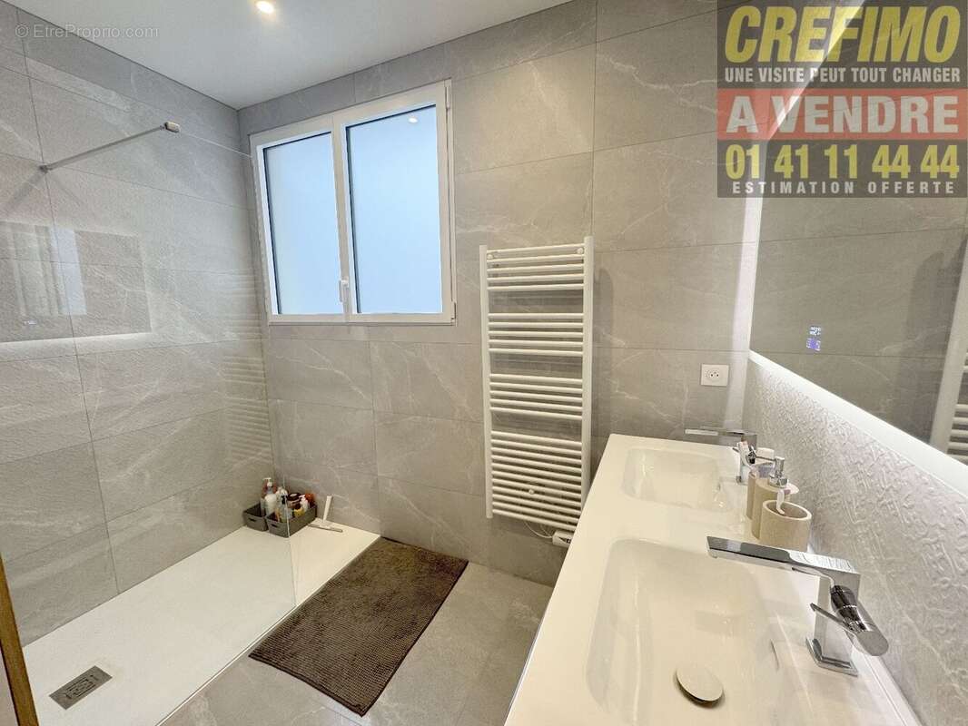 Appartement à ASNIERES-SUR-SEINE