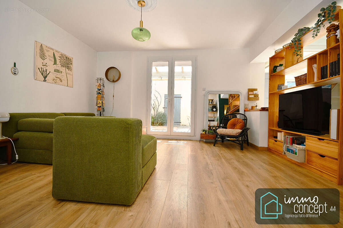 Maison à LA MONTAGNE