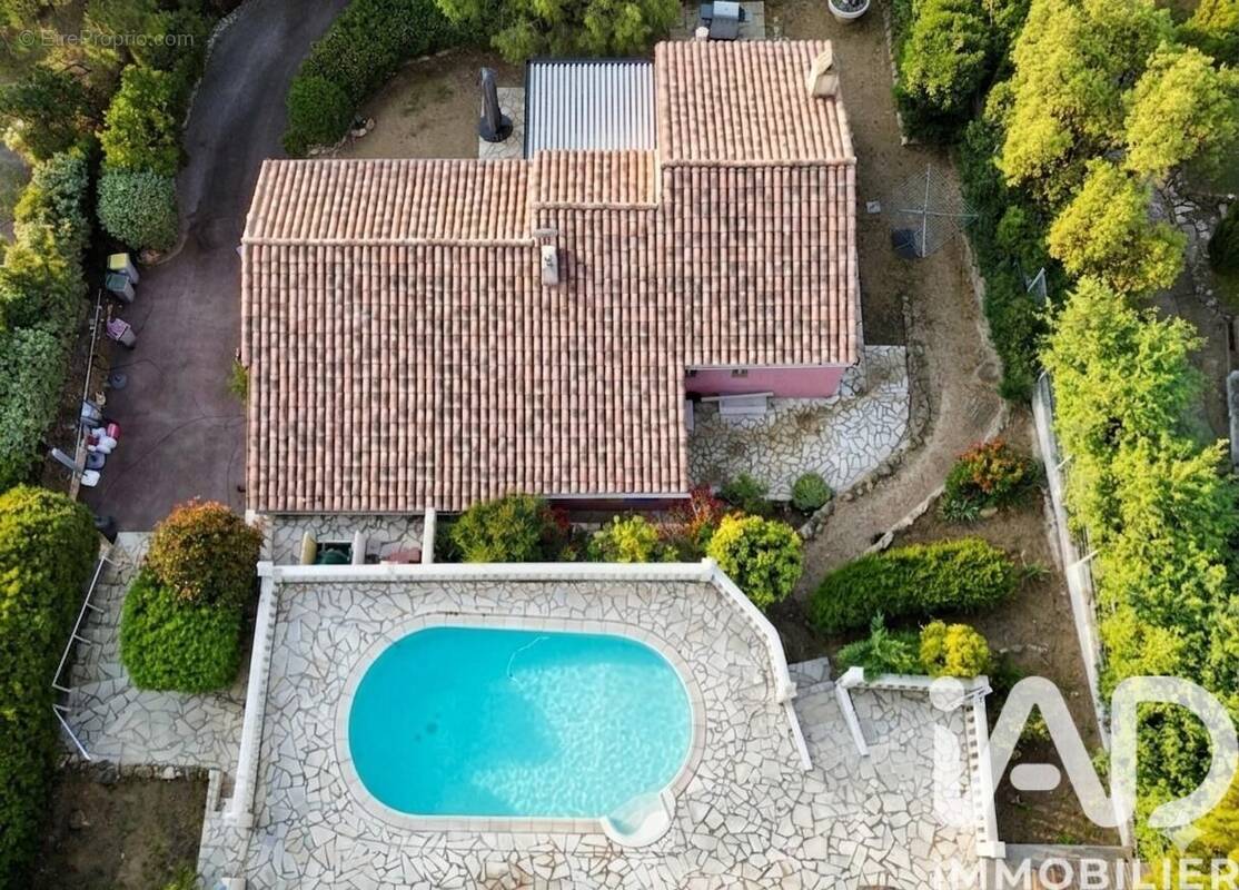 Photo 1 - Maison à LES ISSAMBRES
